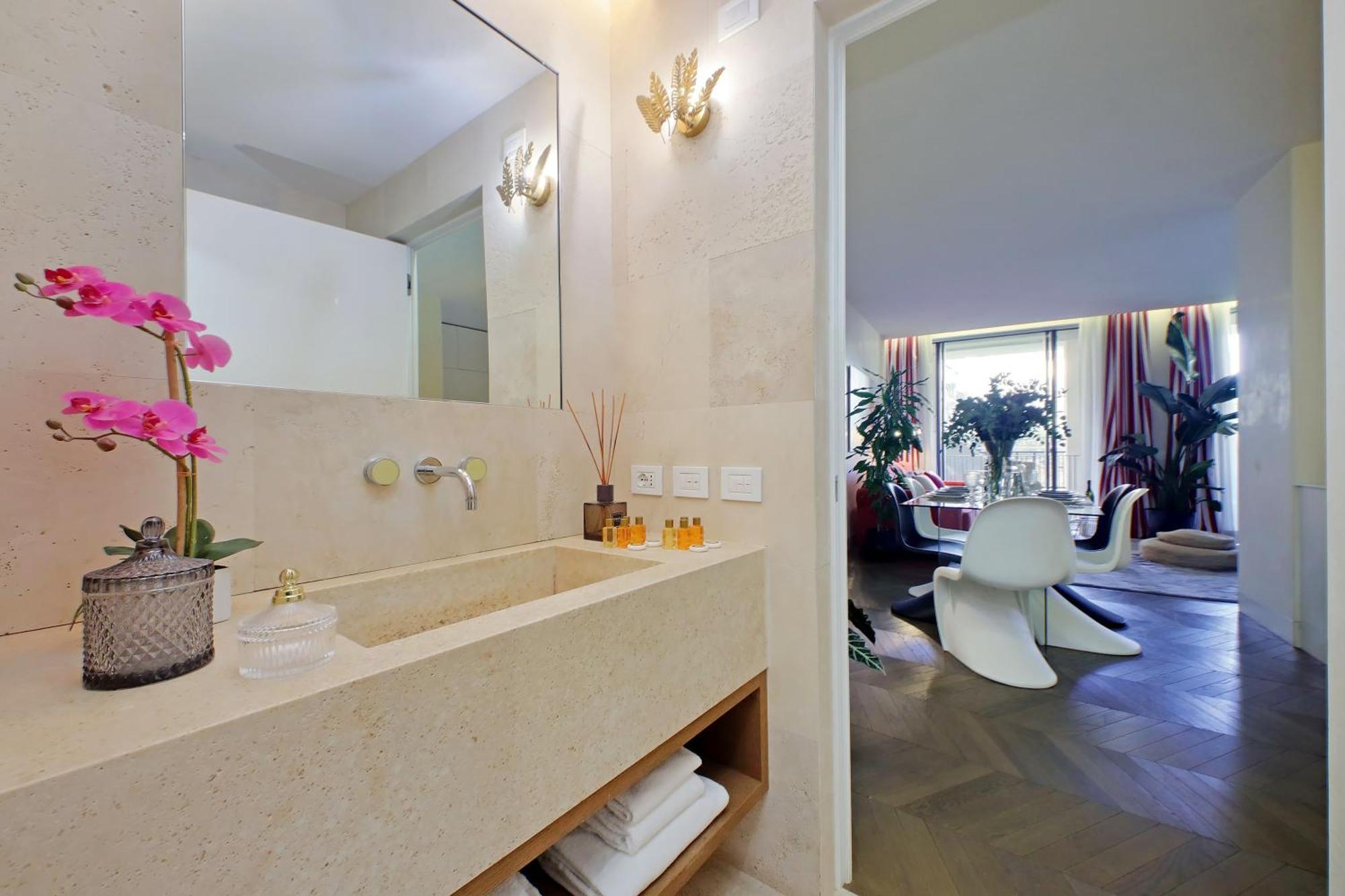 Luxury Domus Apartment 2 Rome Exterior photo